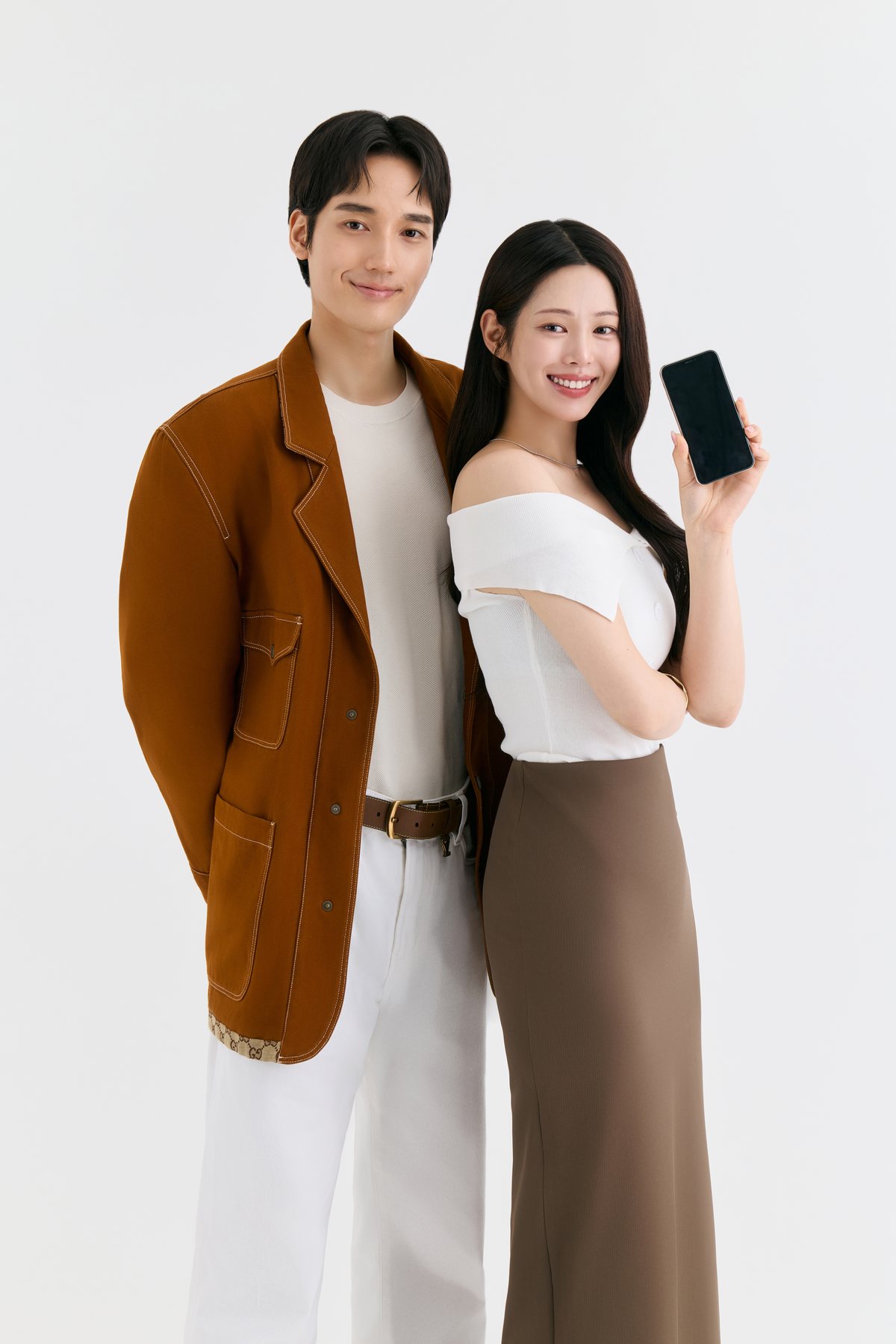 돌싱즈 앱으로 만나 결혼을 준비하는 두 사람